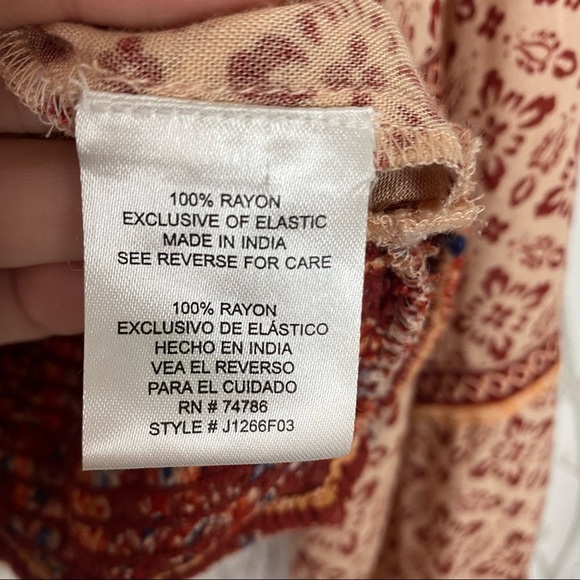 PATRONS OF PEACE Irving Adobe Tile Print Cropped Smocked Top Boho Peasant Medium - Picture 13 of 15